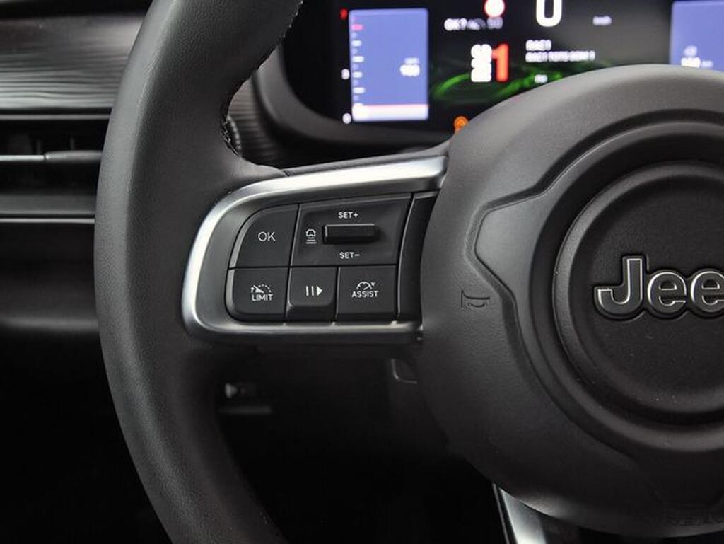 Jeep Avenger AVENGER 1.2 G 100 ALTITUDE 5P Segunda mano