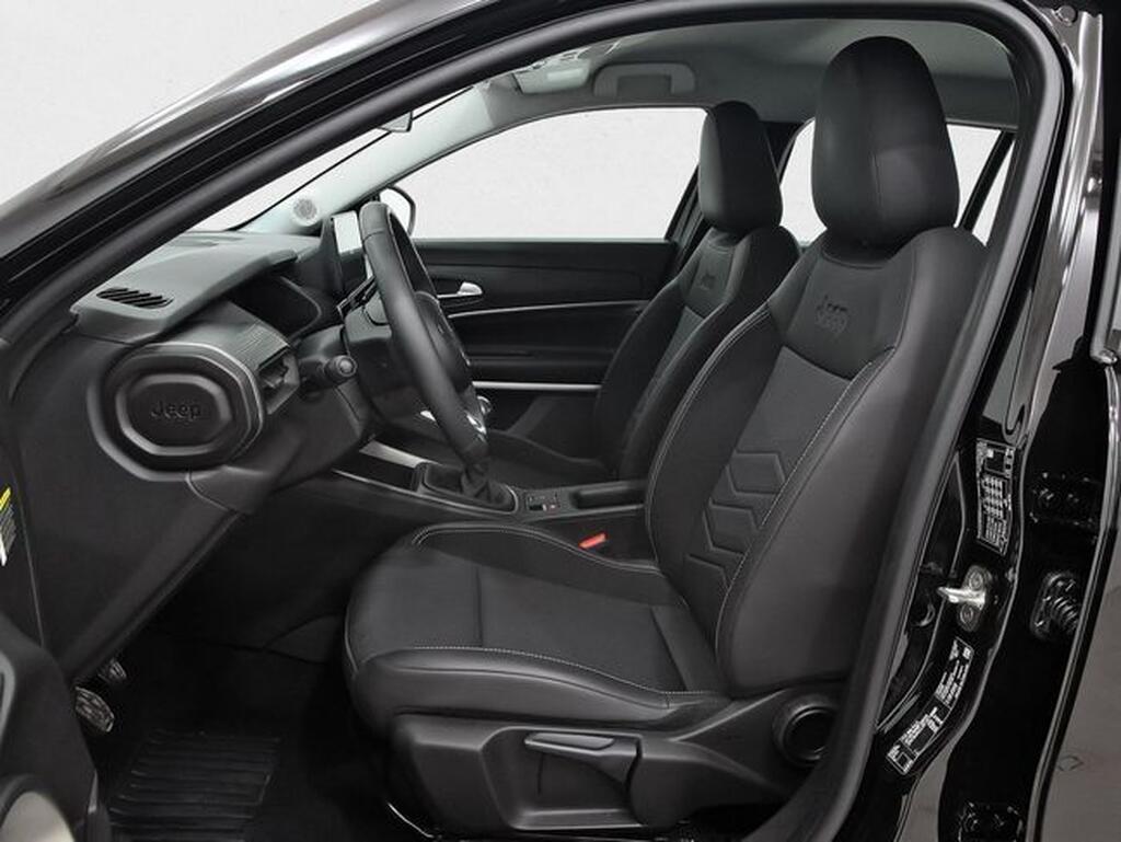 Jeep Avenger AVENGER 1.2 G 100 ALTITUDE 5P Segunda mano