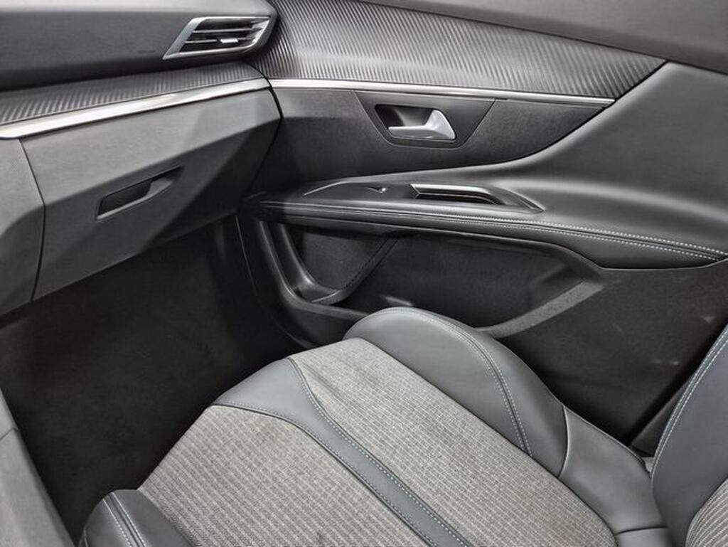 Peugeot 5008 5008 1.2 PURETECH 130 S&S ALLURE 5P 7 PLAZAS Segunda mano