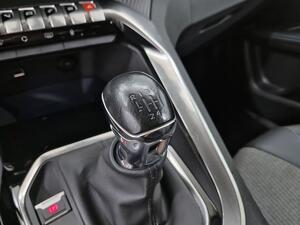 Peugeot 5008 5008 1.2 PURETECH 130 S&S ALLURE 5P 7 PLAZAS 26