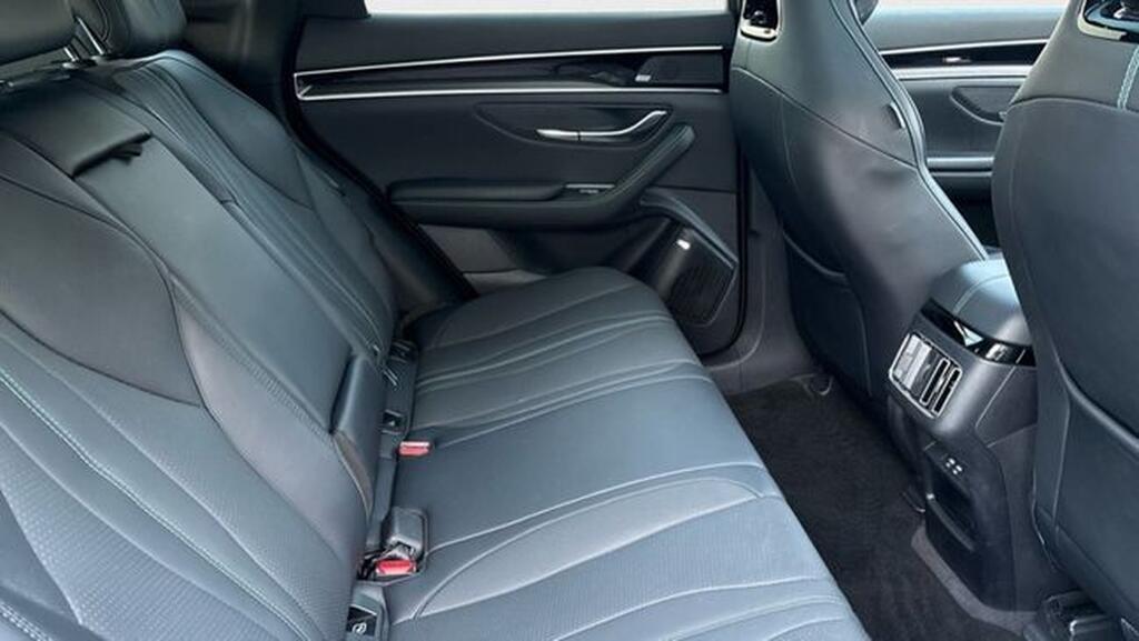 BYD Seal U SEAL U COMFORT 1.5 DM-I 218 CV 5P Segunda mano