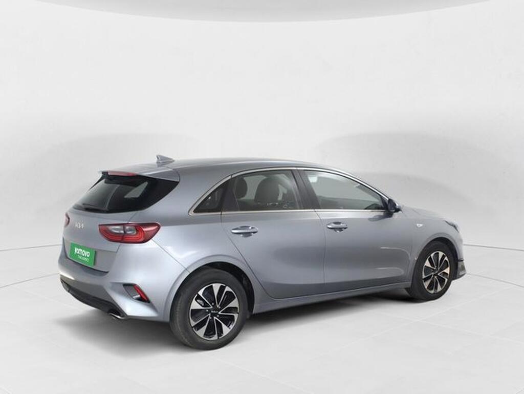 Kia Ceed CEED Berlina 1.0 MHEV 74KW DRIVE DCT 100 5P Segunda mano