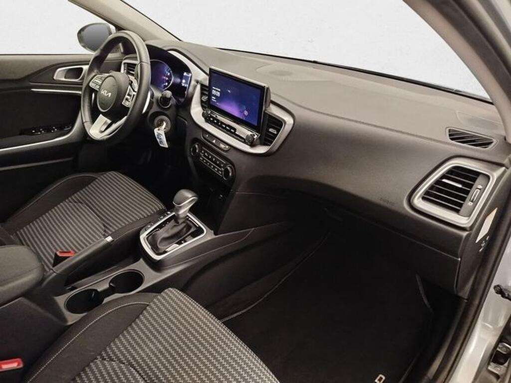 Kia Ceed CEED Berlina 1.0 MHEV 74KW DRIVE DCT 100 5P Segunda mano