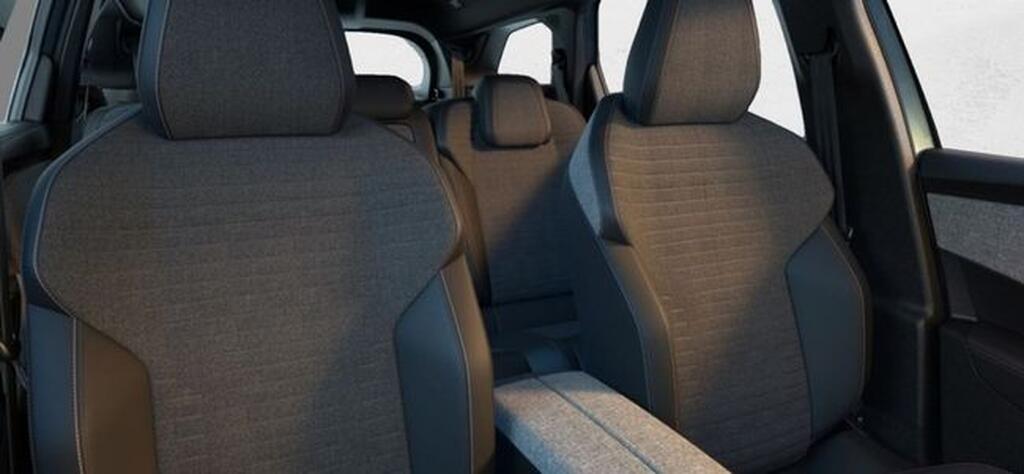 Peugeot 5008 5008 Allure Plug-in HYBRID 195 e-DCT7 Nuevo