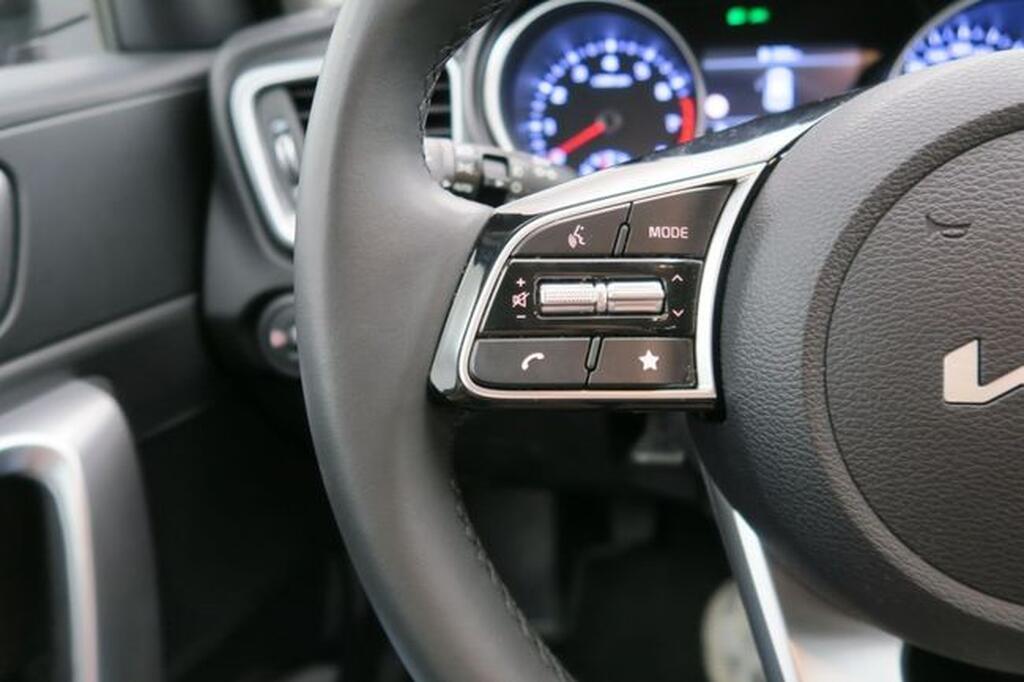 Kia Ceed CEED Berlina 1.0 T-GDI 74KW DRIVE 100 5P 10