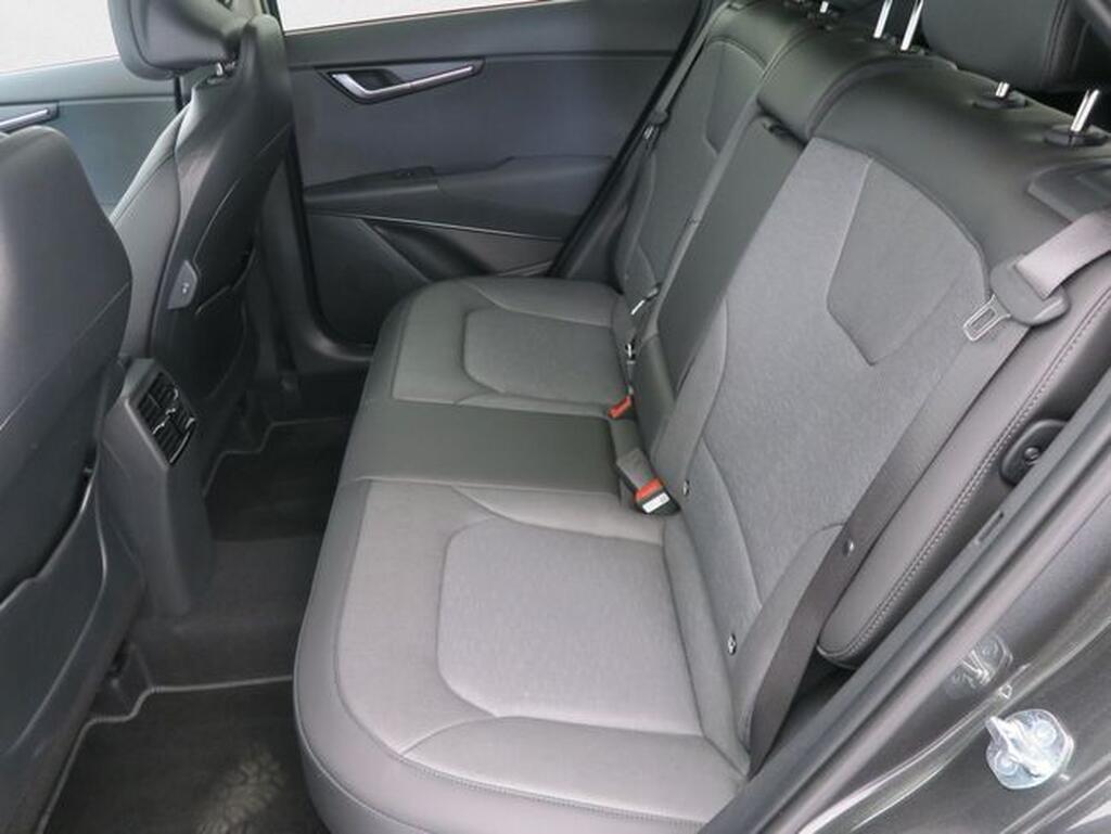 Kia Niro NIRO Berlina 1.6 GDI HEV EMOTION 138 5P Segunda mano