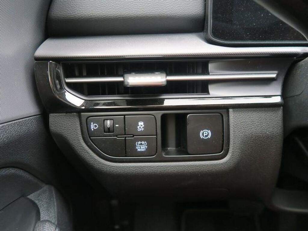 Kia Sportage SPORTAGE SUV 1.6 T-GDI HEV DRIVE AUTO 239 5P Segunda mano