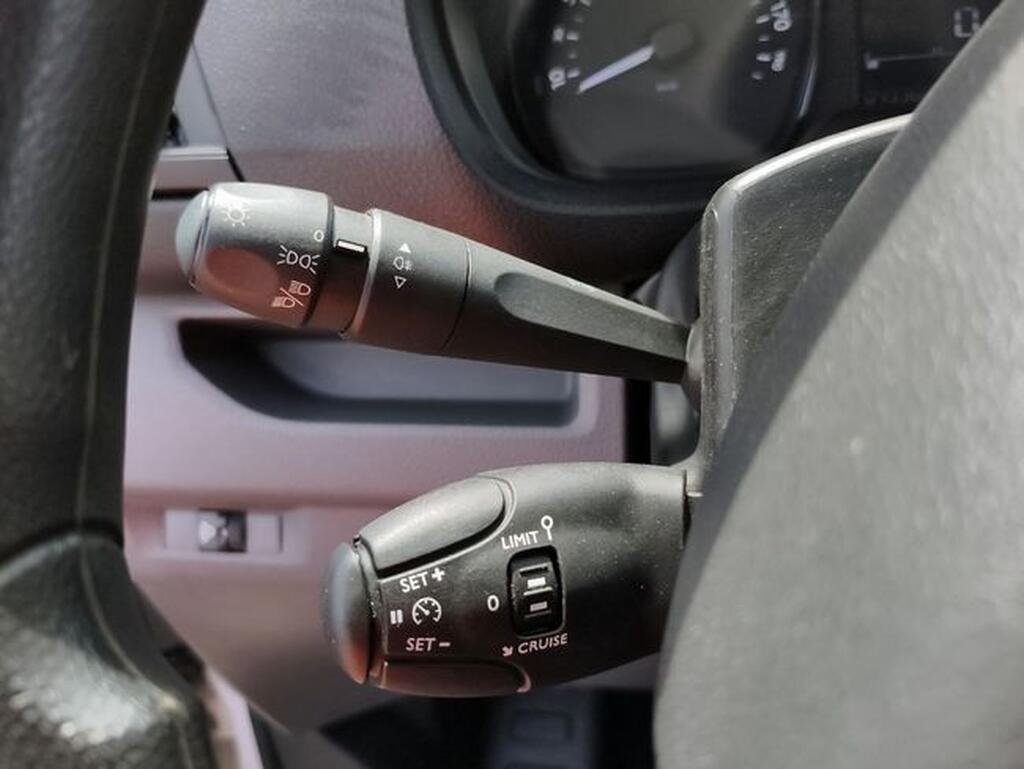 Citroën Jumpy JUMPY FURGON 1.5 BLUEHDI 120 S&S M CONTROL 4P ( ISOTERMO SIN FRIO) Segunda mano