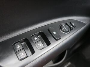 Kia Stonic STONIC SUV 1.0 T-GDI MHEV IMT 74KW DRIVE 100 5P 10