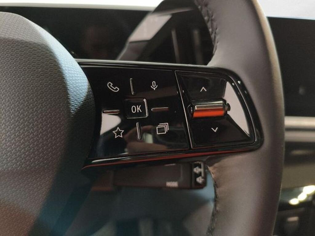 Renault Austral AUSTRAL 1.2 E-TECH HEV 200 EVOLUTION 5P Km0