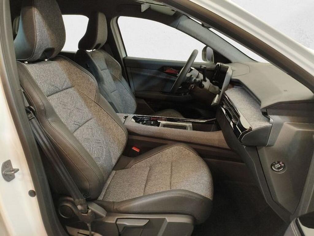 Renault Austral AUSTRAL 1.2 E-TECH HEV 200 EVOLUTION 5P Km0