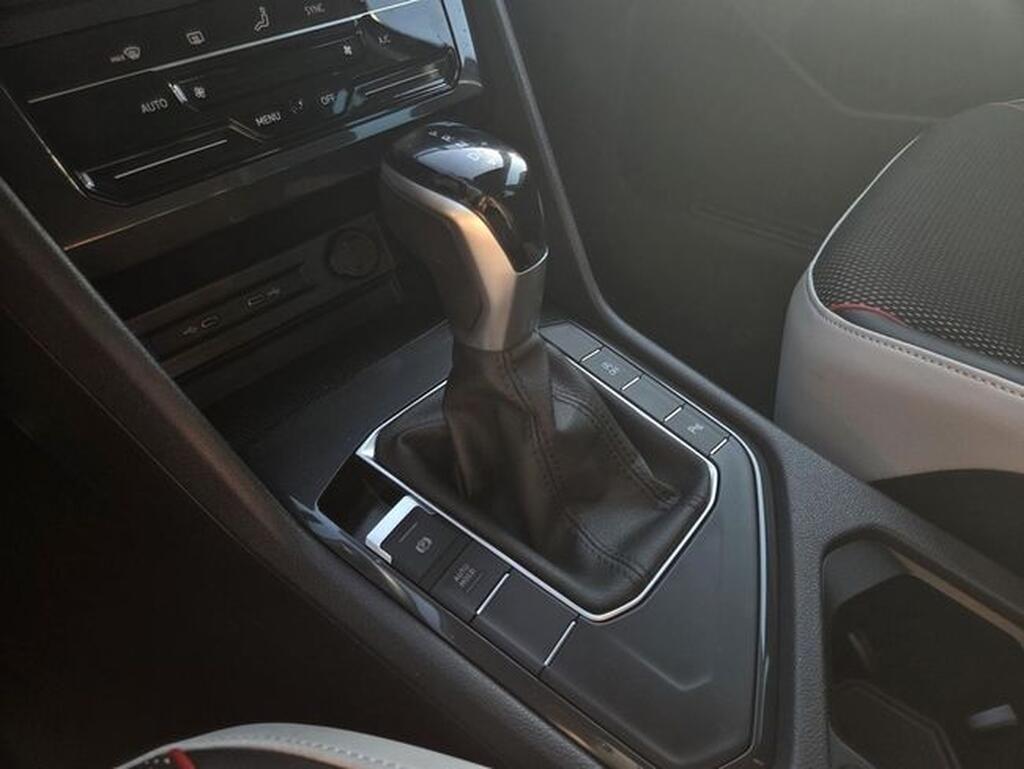 Volkswagen Tiguan TIGUAN 1.5 TSI 150 DSG URBAN SPORT 5P Segunda mano