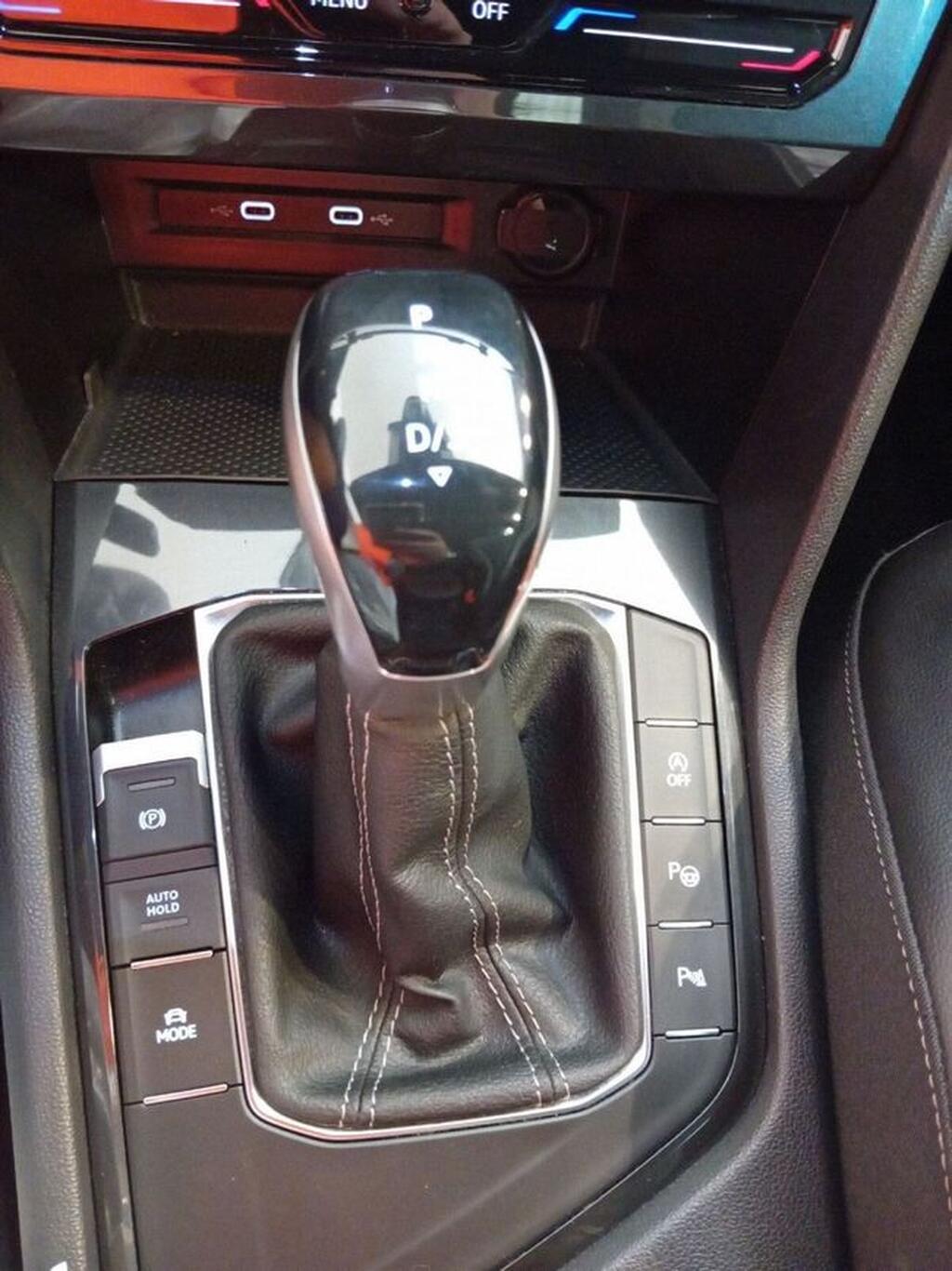 Volkswagen Tiguan TIGUAN 2.0 TDI 150 R-LINE DSG 5P (TECHO) Segunda mano