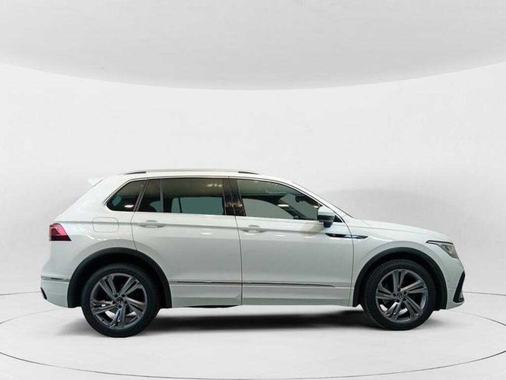Volkswagen Tiguan TIGUAN 2.0 TDI 150 R-LINE DSG 5P (TECHO) Segunda mano