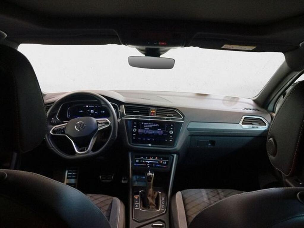 Volkswagen Tiguan TIGUAN 2.0 TDI 150 R-LINE DSG 5P (TECHO) Segunda mano