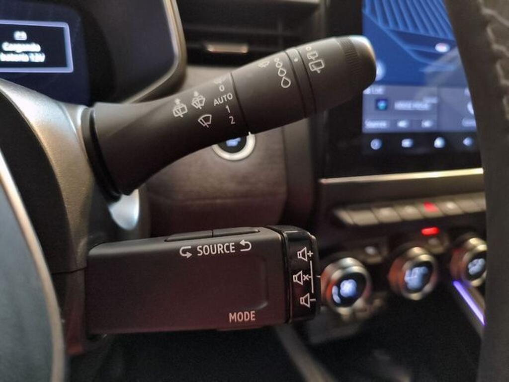 Renault Clio CLIO 1.0 TCE 90 TECHNO 5P Segunda mano