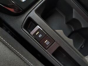 Volkswagen T-Roc T-ROC 1.5 TSI 150 DSG R-LINE 5P (TECHO) 25