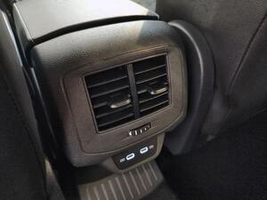 Volkswagen T-Roc T-ROC 1.5 TSI 150 DSG R-LINE 5P (TECHO) 27