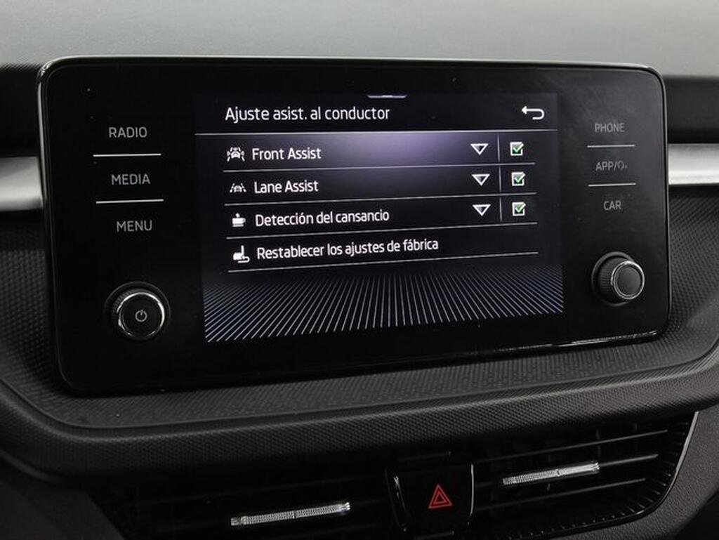 Skoda Fabia FABIA 1.0 TSI 110 AMBITION 5P Segunda mano