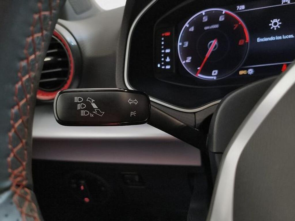 SEAT Ibiza IBIZA 1.0 TS 115 FR XS 5P Segunda mano