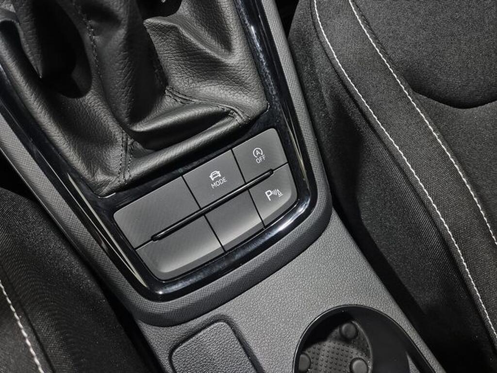 Skoda Kamiq KAMIQ 1.5 TSI 150 DSG MONTE CARLO 5P Segunda mano