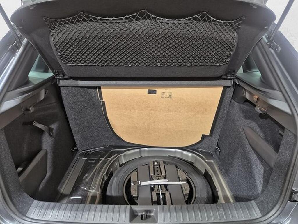 Skoda Kamiq KAMIQ 1.5 TSI 150 DSG MONTE CARLO 5P Segunda mano