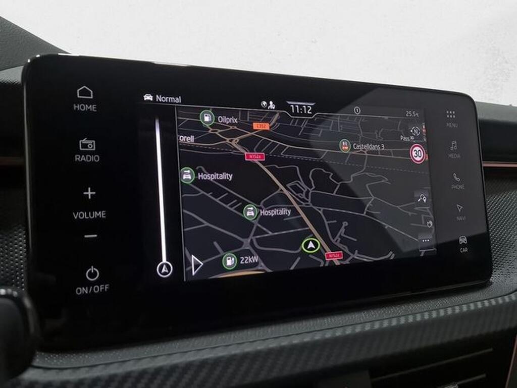 Skoda Kamiq KAMIQ 1.5 TSI 150 DSG MONTE CARLO 5P Segunda mano
