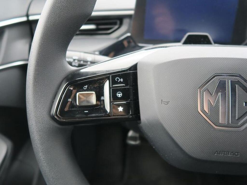 MG MG3 MG3 COMFORT 1.5 HYBRID+ 195 CV 5P Segunda mano