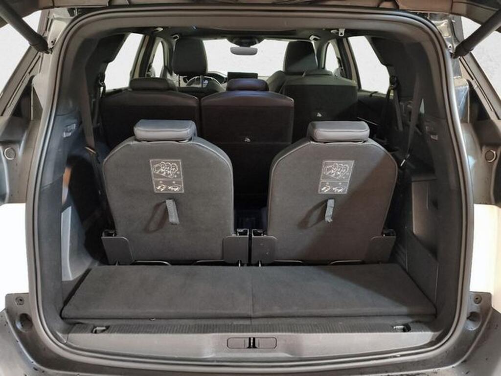 Peugeot 5008 5008 2.0 BLUEHDI 180 S&S GT PACK AUTO 5P 7 PLAZAS Segunda mano