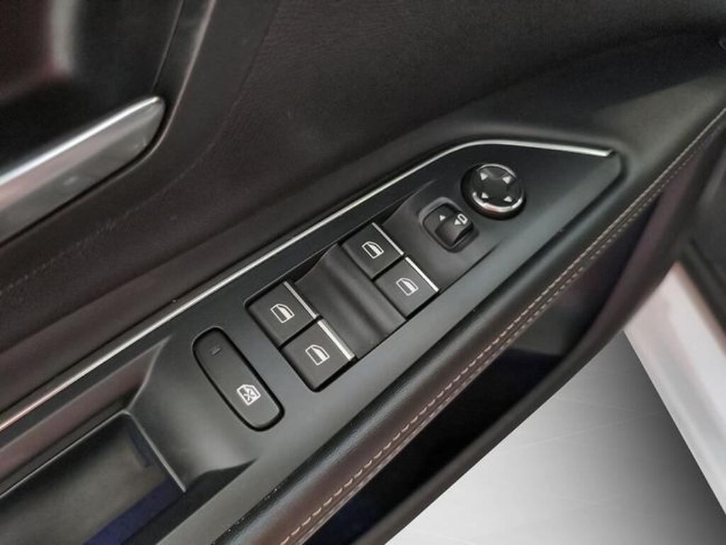 Peugeot 5008 5008 2.0 BLUEHDI 180 S&S GT PACK AUTO 5P 7 PLAZAS Segunda mano