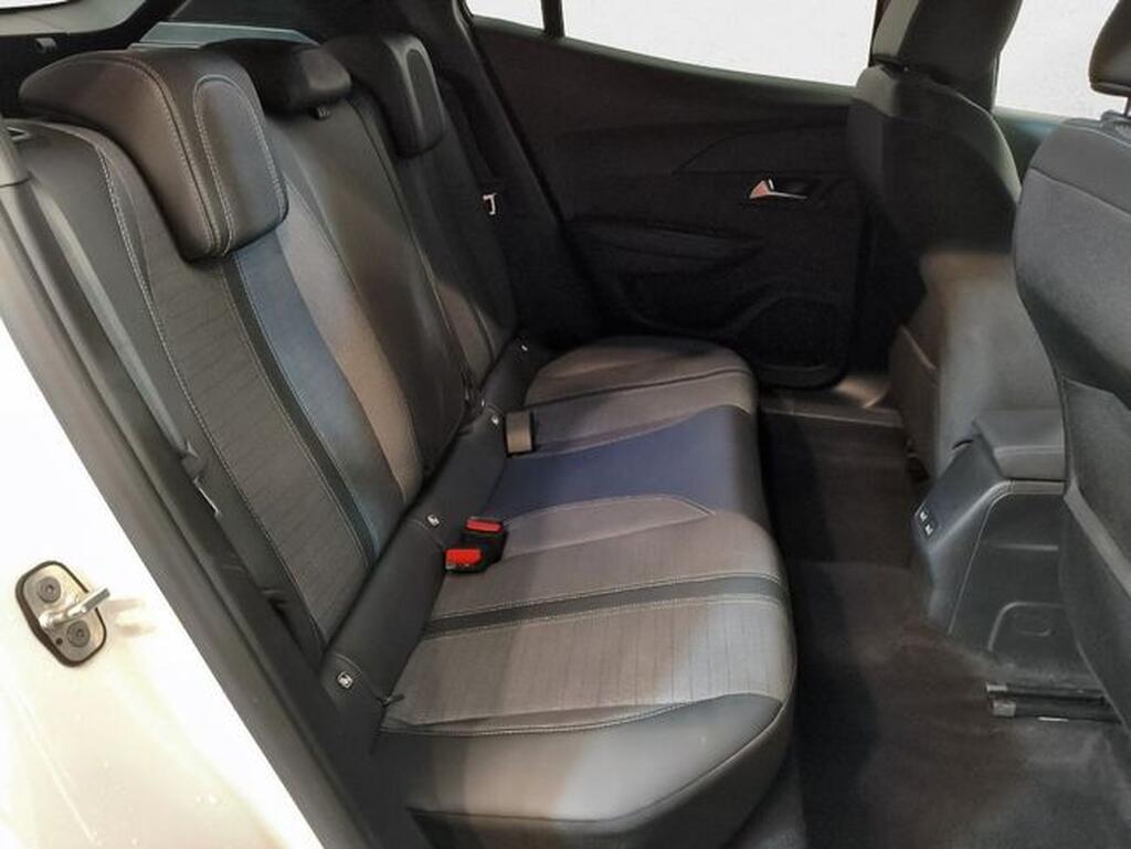 Peugeot 2008 2008 BEV ALLURE PACK 136CV 5P Segunda mano