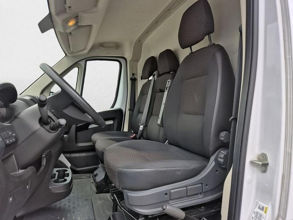 Opel Movano MOVANO FG 2.2 BHDI 120 L2H2 3.0T 4P Segunda mano