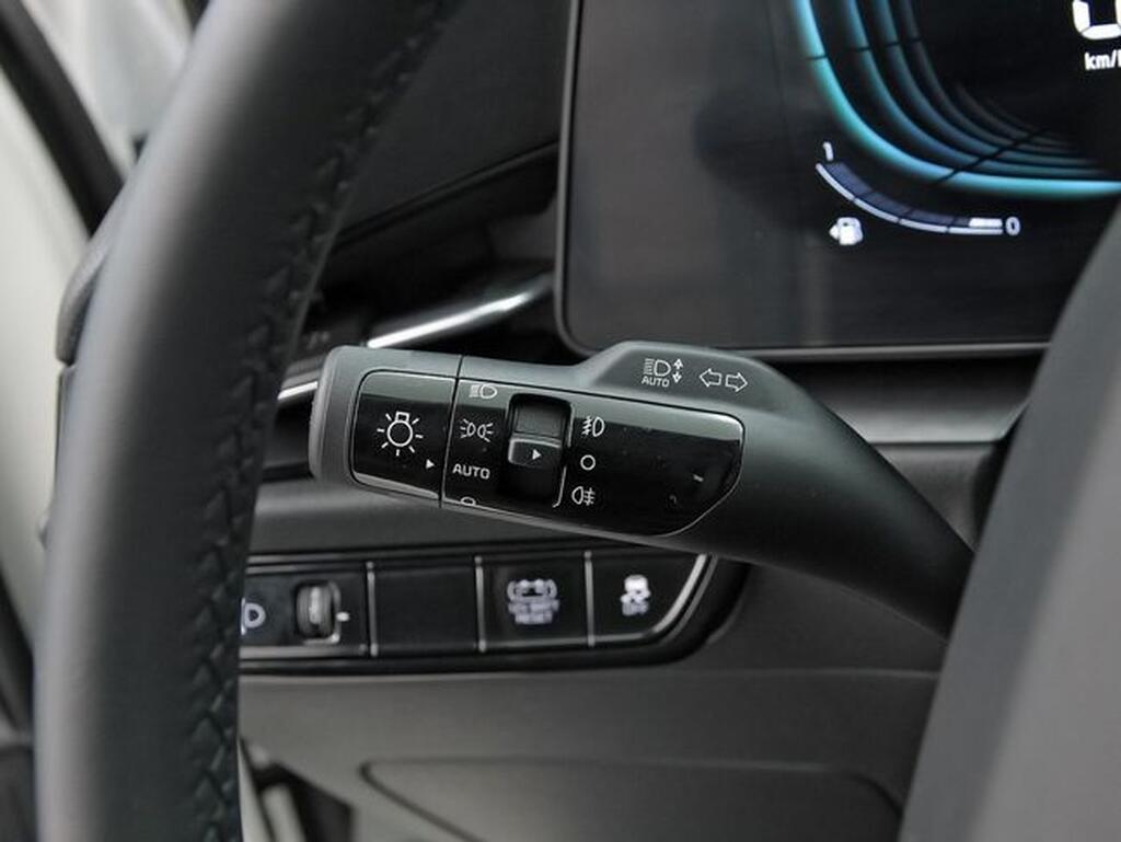 Kia Niro NIRO 1.6 GDI HEV DRIVE 5P Segunda mano