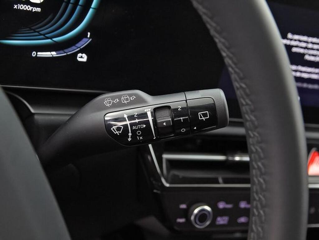 Kia Niro NIRO 1.6 GDI HEV DRIVE 5P Segunda mano