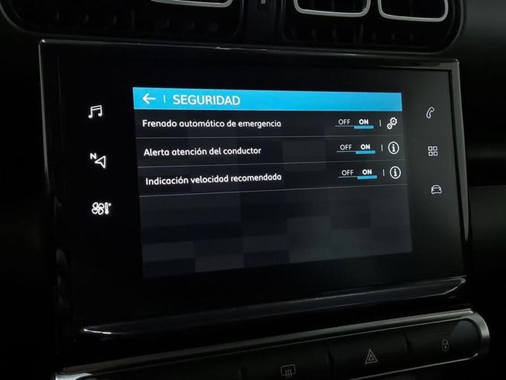 Citroën C3 Aircross C3 AIRCROSS 1.5 BLUEHDI 110 SHINE 5P Segunda mano