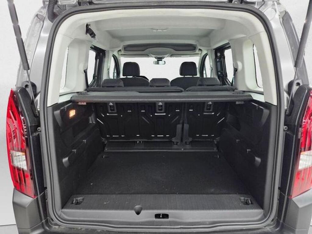 Peugeot Rifter E-RIFTER ACTIVE PACK STANDARD BEV (100 KW) 136CV Km0