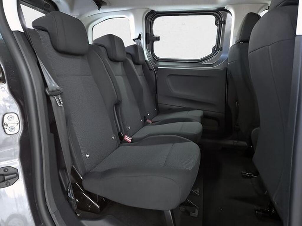 Peugeot Rifter E-RIFTER ACTIVE PACK STANDARD BEV (100 KW) 136CV Km0
