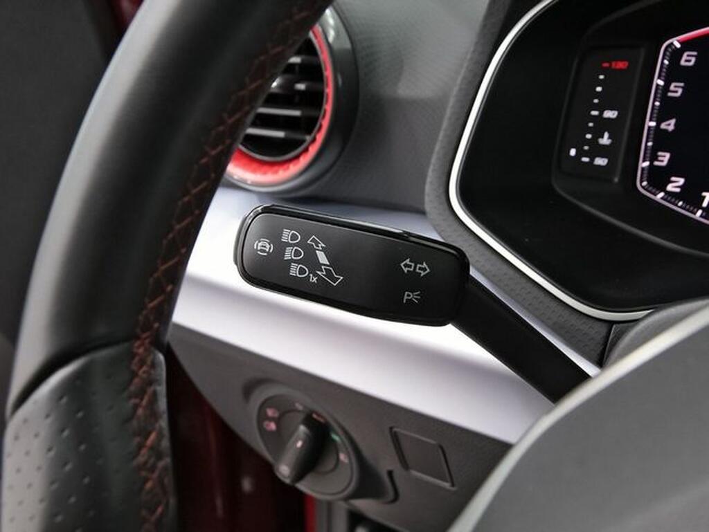 SEAT Ibiza IBIZA 1.5 TSI 150 FR SALTA DSG 5P Segunda mano