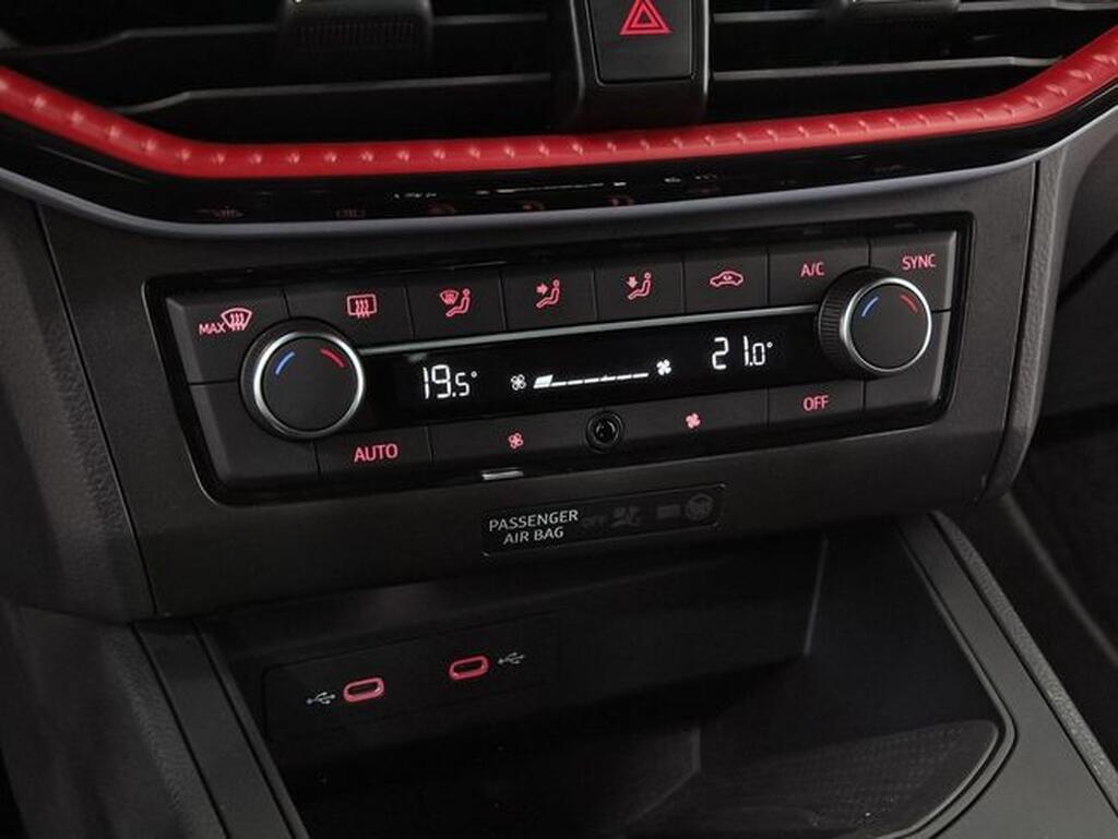 SEAT Ibiza IBIZA 1.5 TSI 150 FR SALTA DSG 5P Segunda mano