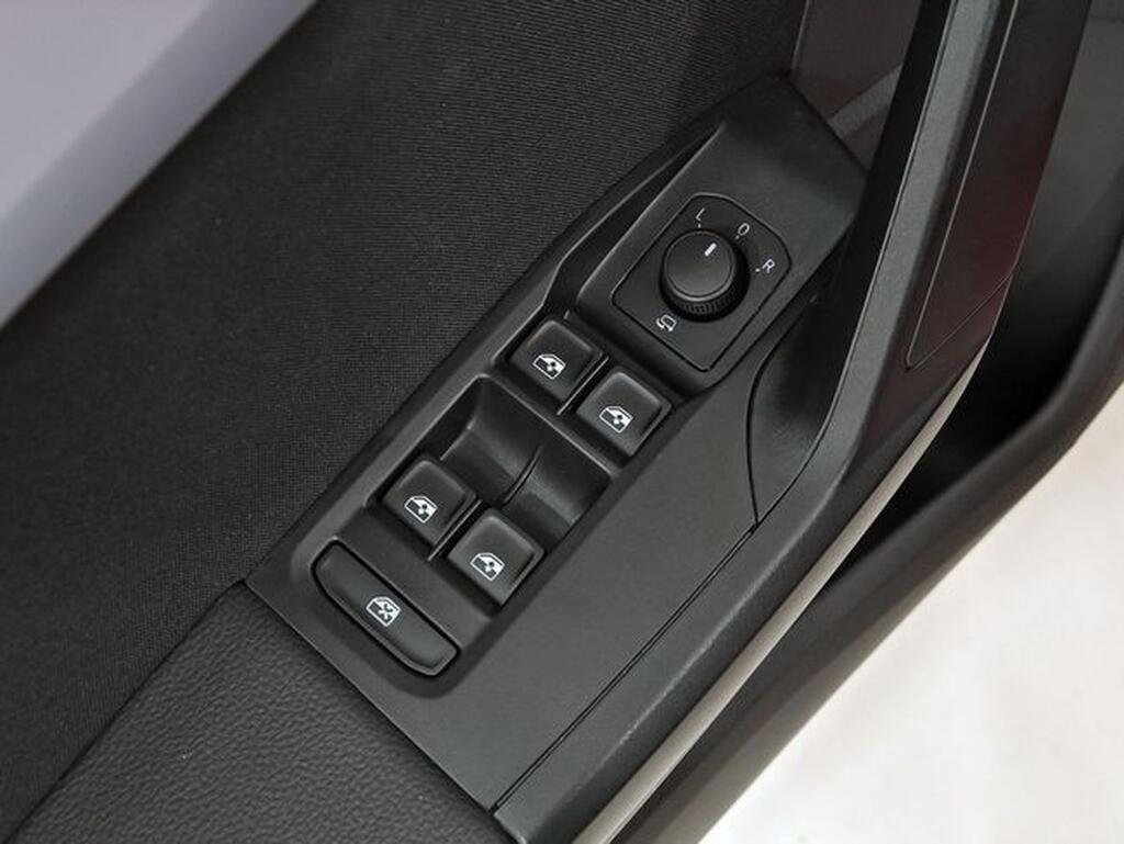 SEAT Ibiza IBIZA 1.5 TSI 150 FR SALTA DSG 5P Segunda mano