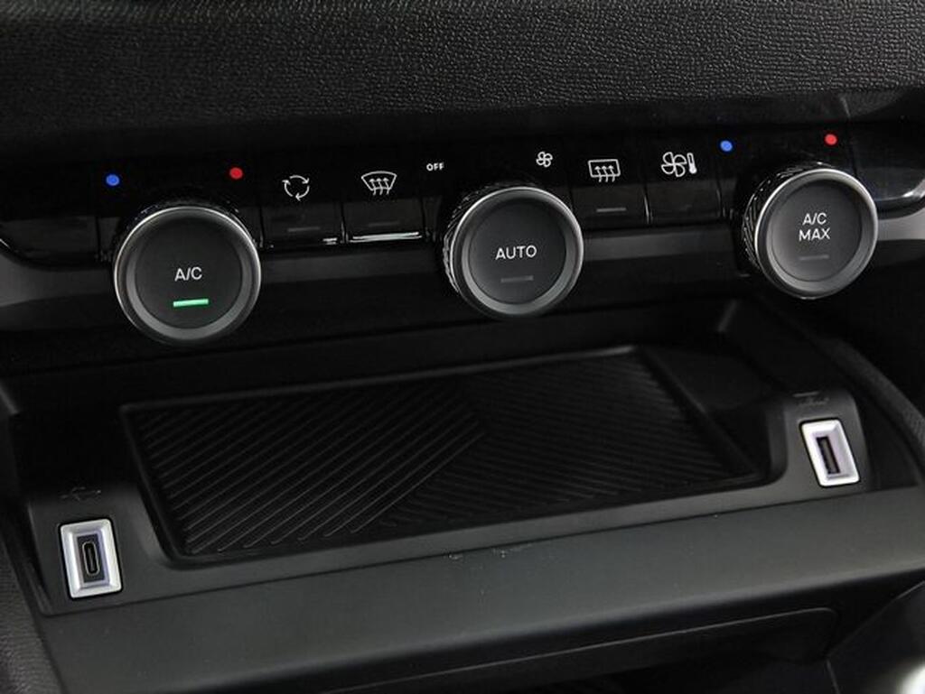 Citroën C4 C4 1.2 PURETECH 130 PLUS 5P Segunda mano