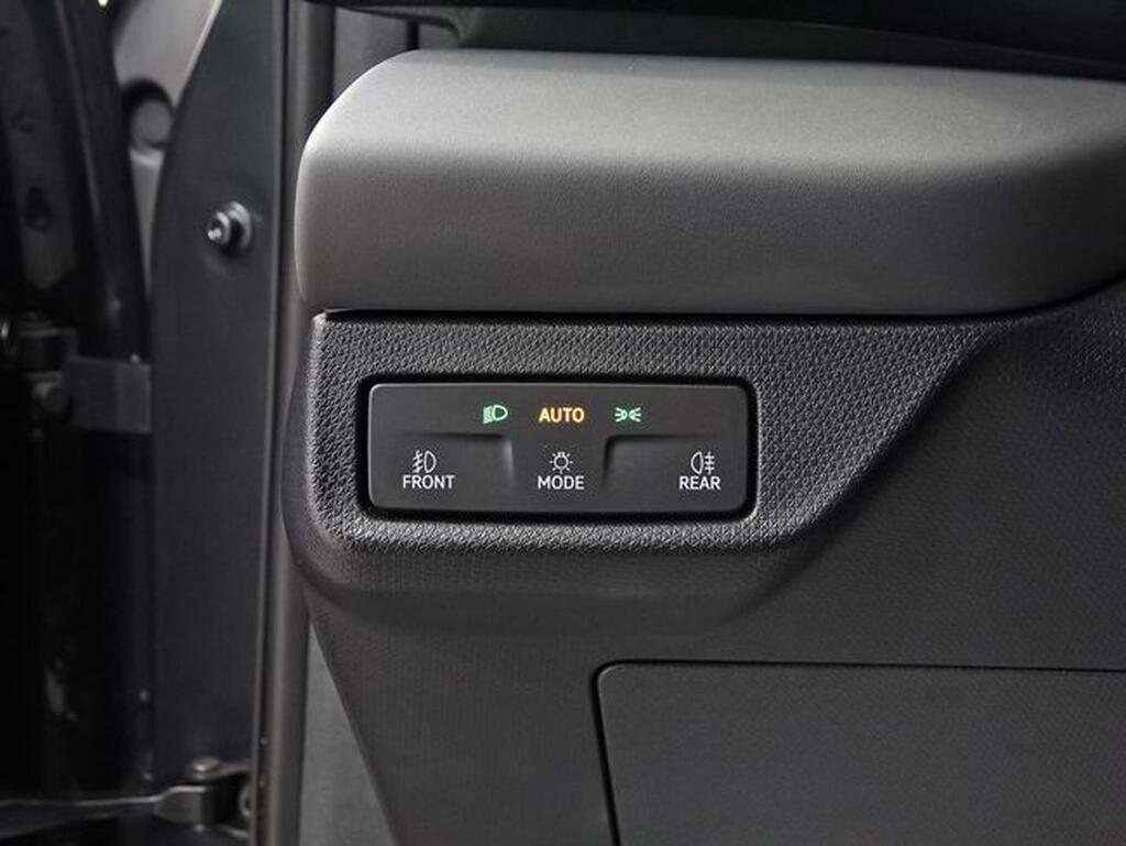 CUPRA Terramar TERRAMAR 1.5 ETSI MHEV 150 DSG 5P Segunda mano
