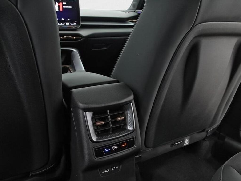 CUPRA Terramar TERRAMAR 1.5 ETSI MHEV 150 DSG 5P Segunda mano
