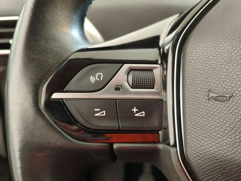 Peugeot 5008 5008 1.5 BLUEHDI 130CV S&S ALLURE 5P 7 PLAZAS Segunda mano
