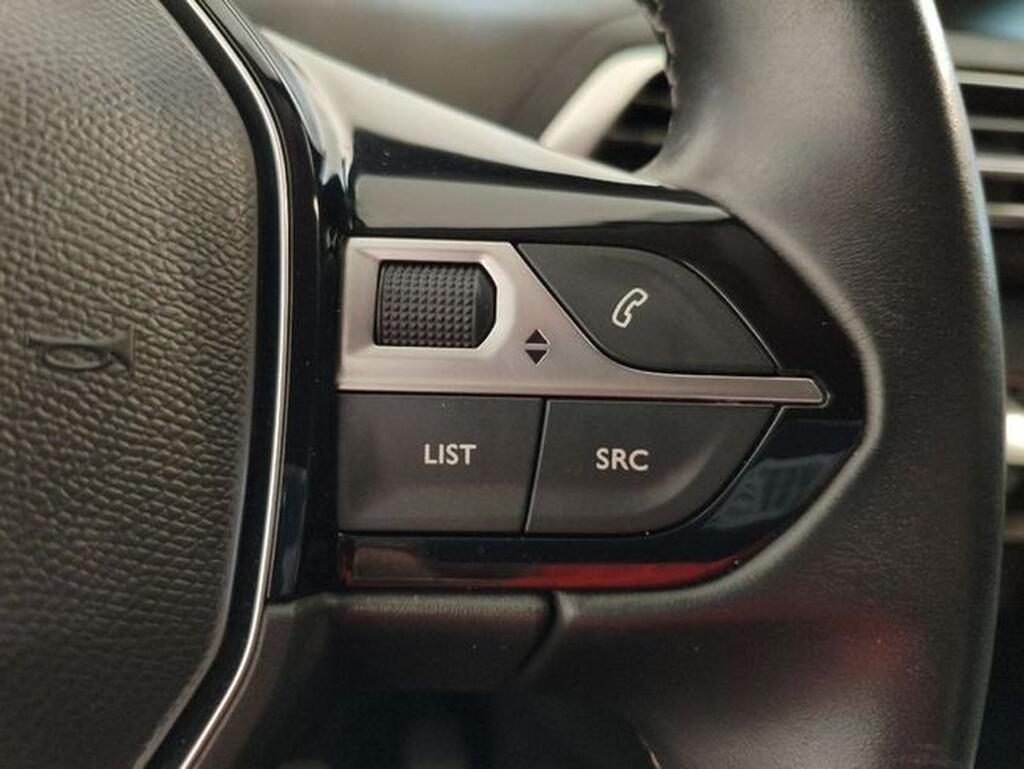 Peugeot 5008 5008 1.5 BLUEHDI 130CV S&S ALLURE 5P 7 PLAZAS Segunda mano