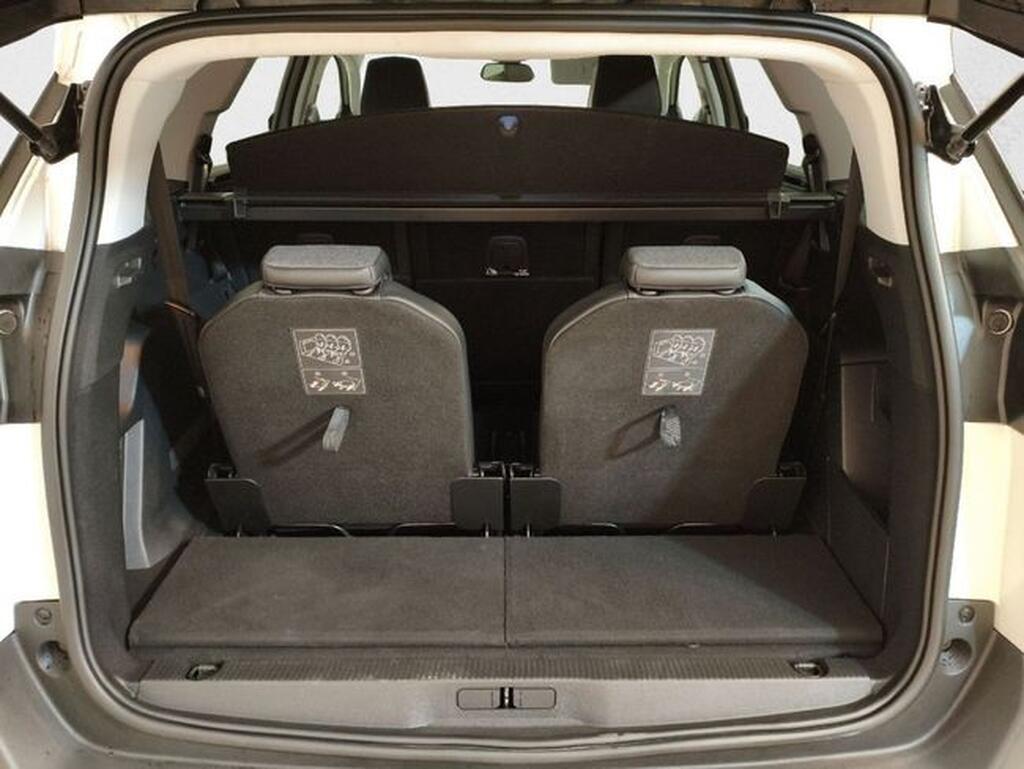 Peugeot 5008 5008 1.5 BLUEHDI 130CV S&S ALLURE 5P 7 PLAZAS Segunda mano