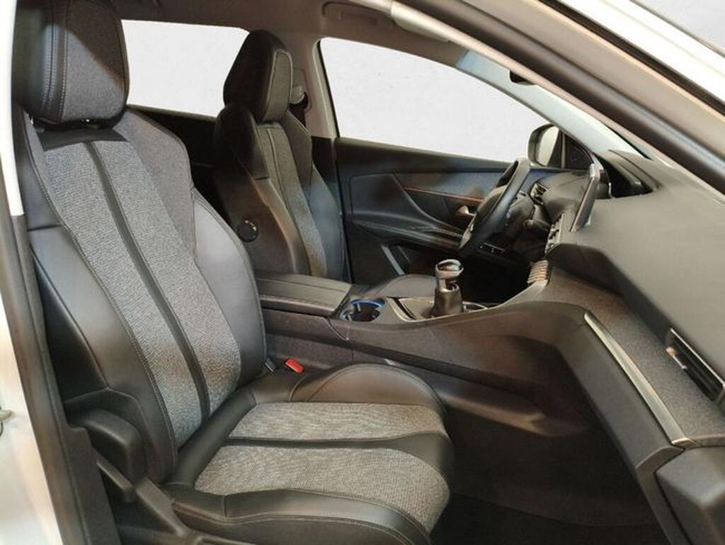 Peugeot 5008 5008 1.5 BLUEHDI 130CV S&S ALLURE 5P 7 PLAZAS Segunda mano
