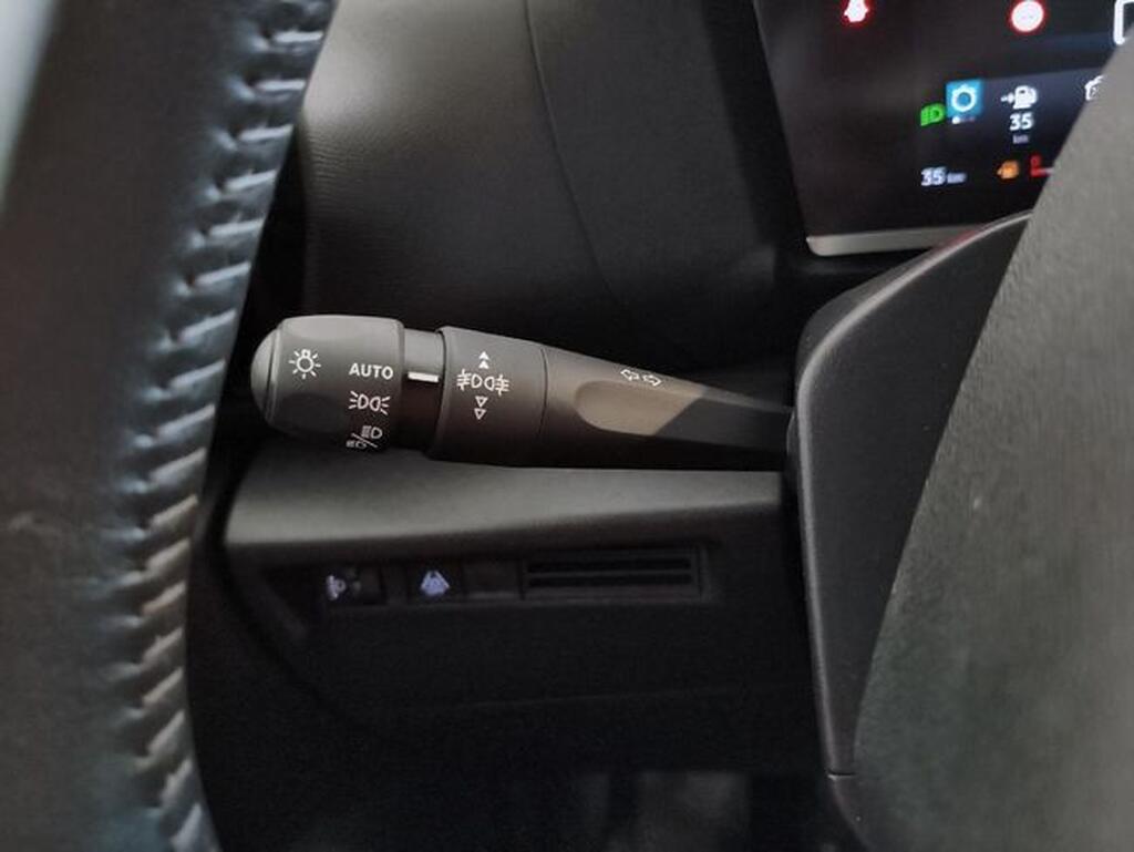 Citroën C4 C4 1.5 BLUEHDI 110 S&S FEEL 5P Segunda mano