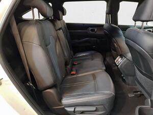 Kia Sorento SORENTO 1.6 T-GDI HEV BLACK EDITION AUTO 2WD 5P 7 Plazas 8