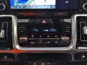 Kia Sorento SORENTO 1.6 T-GDI HEV BLACK EDITION AUTO 2WD 5P 7 Plazas 23